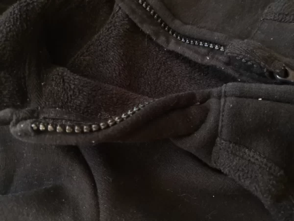 Fekete pulóver | Turoda